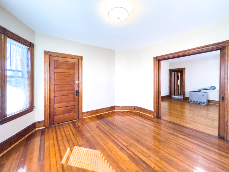27 Bruce St #3 - Photo 2 of 11