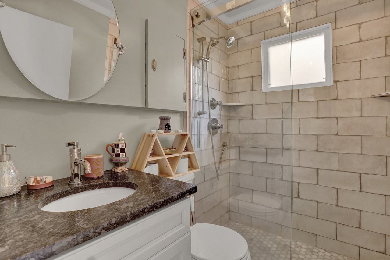 107 South Path - Photo 4 of 34