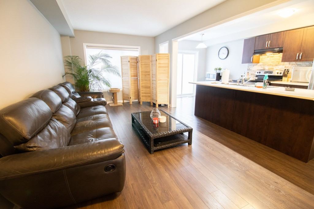 167 Whitwell Way - Photo 3 of 40