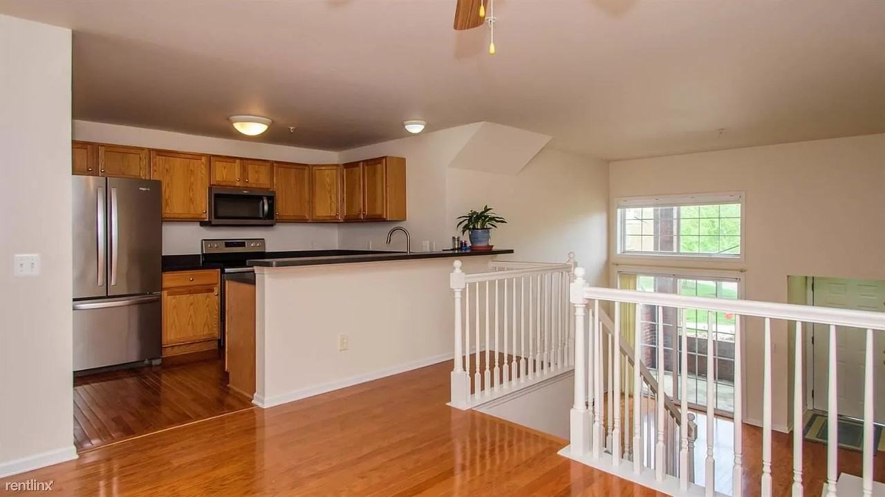 2906 Barclay Way #1 - Photo 2 of 17