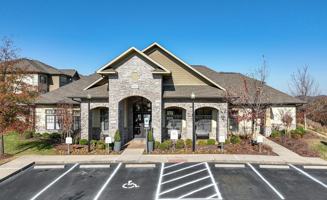 featured image of 1084 W Oakland Ave