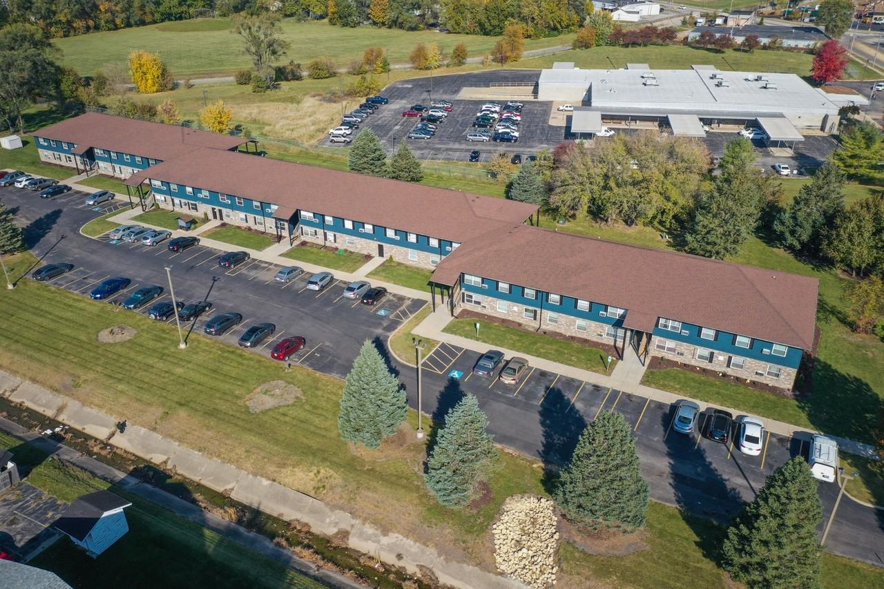 Kemper Manor Apartments - Photo 2 of 50