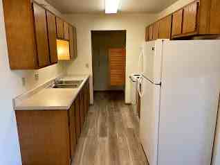 Kemper Manor Apartments - Photo 6 of 50