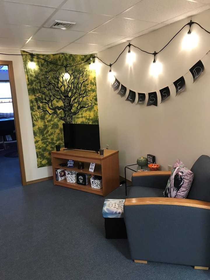 Carver Place - Photo 5 of 13