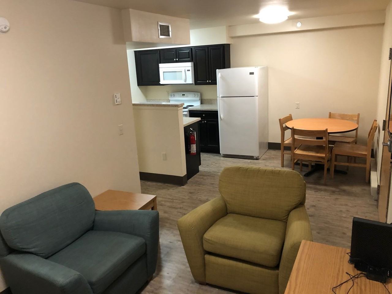 Lightstreet Place - 60030 - Photo 6 of 11