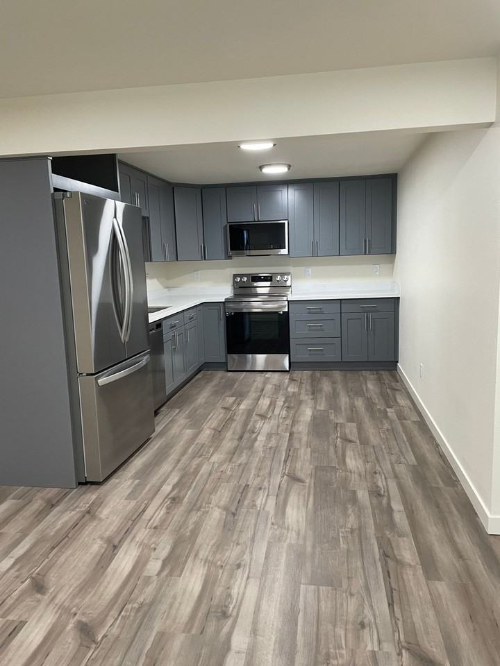 Paula Marie Apartments - Photo 3 of 7
