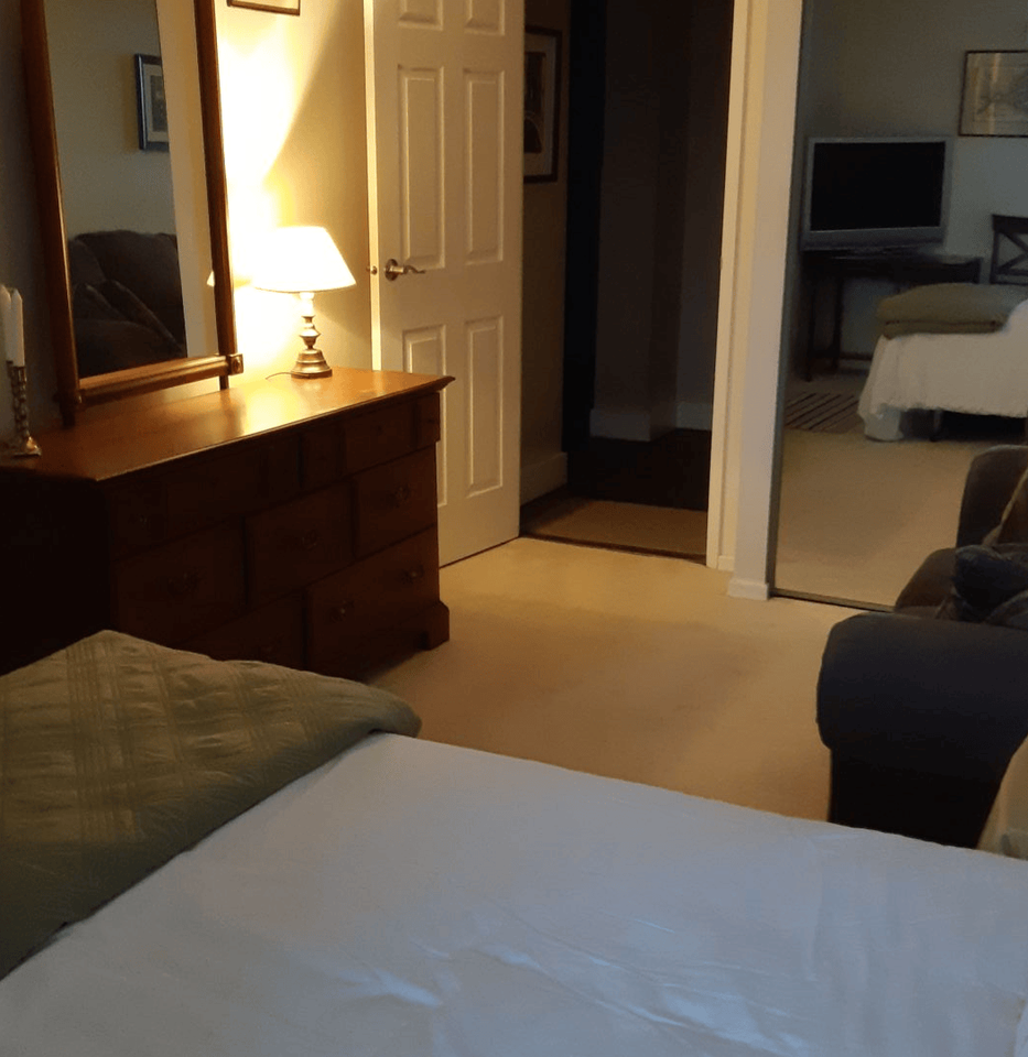 22 Marilyn Drive - Photo 3 of 7