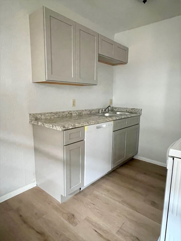 The Solace Apartments - Photo 3 of 8