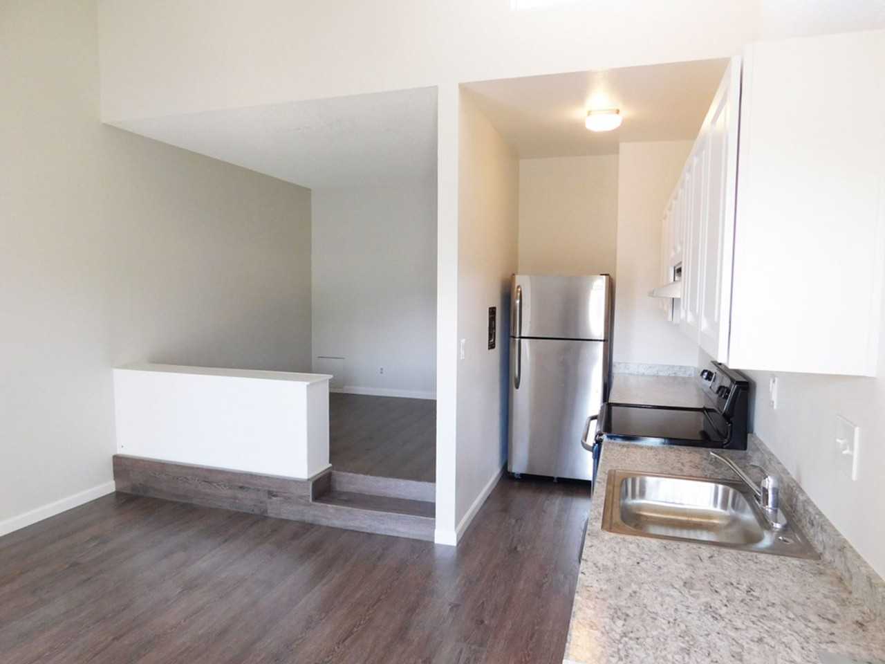 Solvang Charmer - Photo 3 of 9