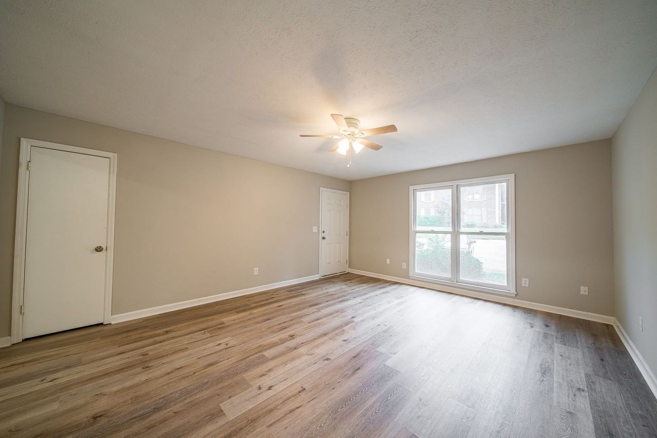 786 Dogwood Dr - Photo 3 of 14