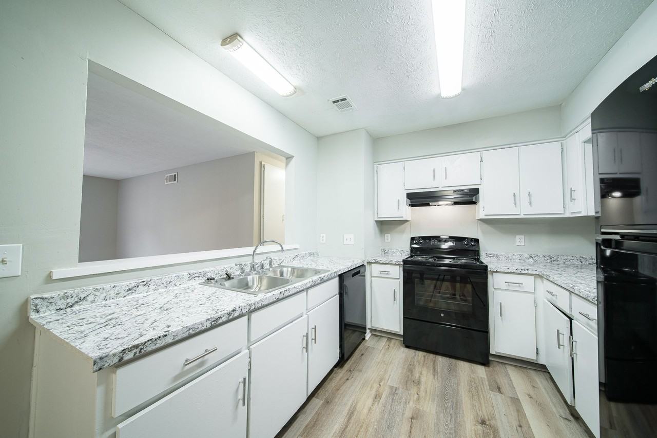 786 Dogwood Dr - Photo 4 of 14