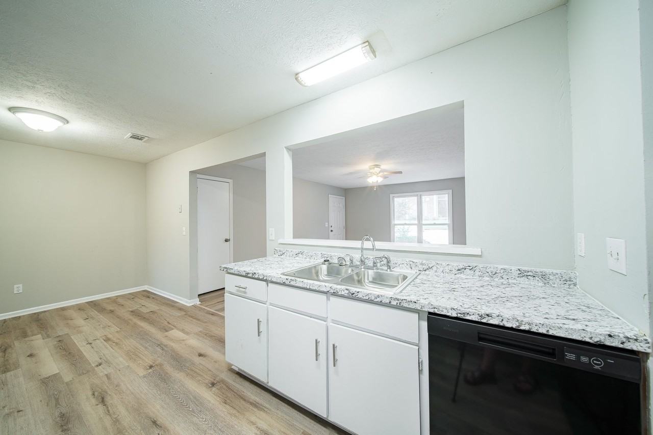 786 Dogwood Dr - Photo 7 of 14