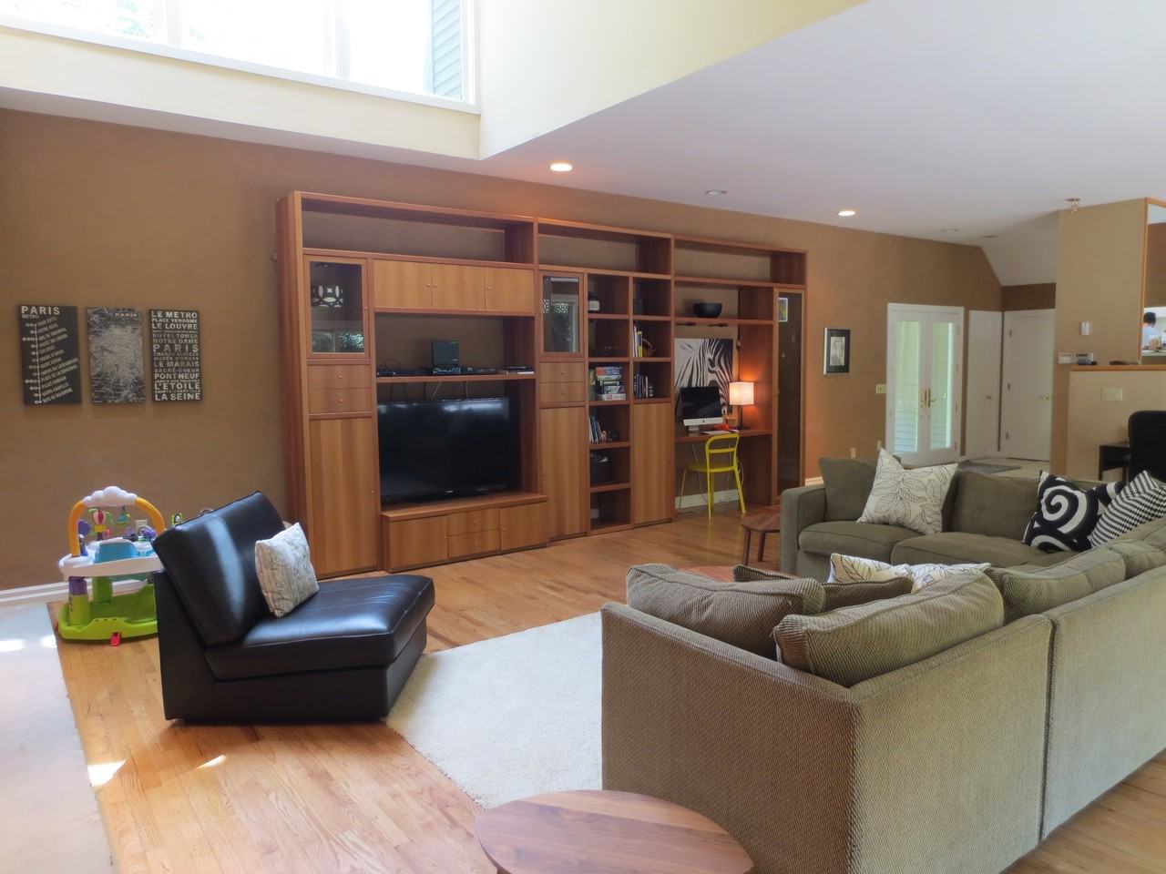 11 Parade Ground Ct - Photo 2 of 13