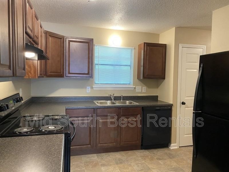 2006 Scotty Ct - Photo 3 of 7