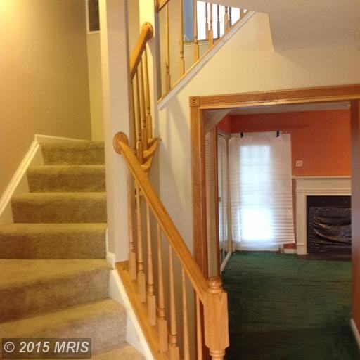 6102 Maple Rock Way - Photo 2 of 28