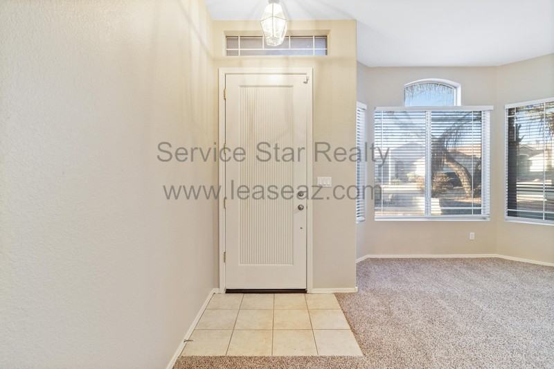 1020 E Amberwood Dr - Photo 5 of 29