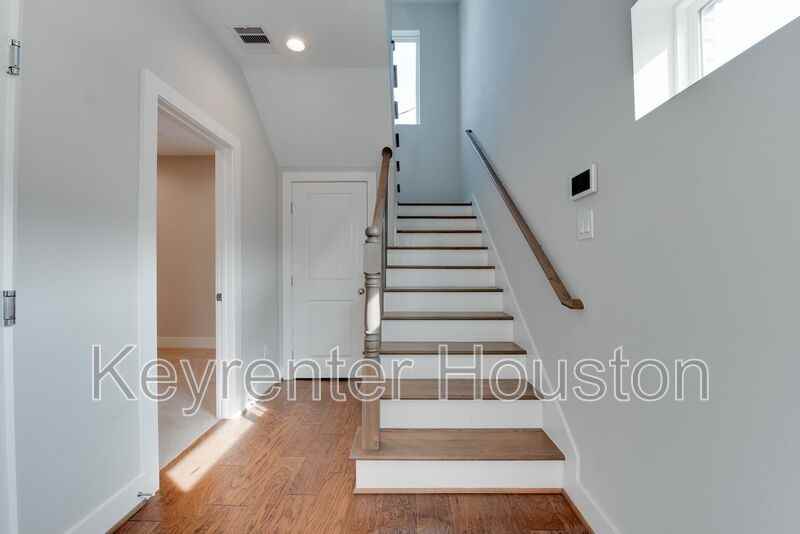 622 Janisch Rd #A - Photo 3 of 32