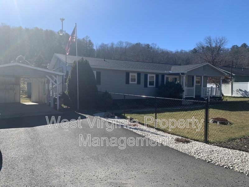 563 Glenview Rd, Crab Orchard, WV 25827 3 Bedroom House for 1,200/month Zumper