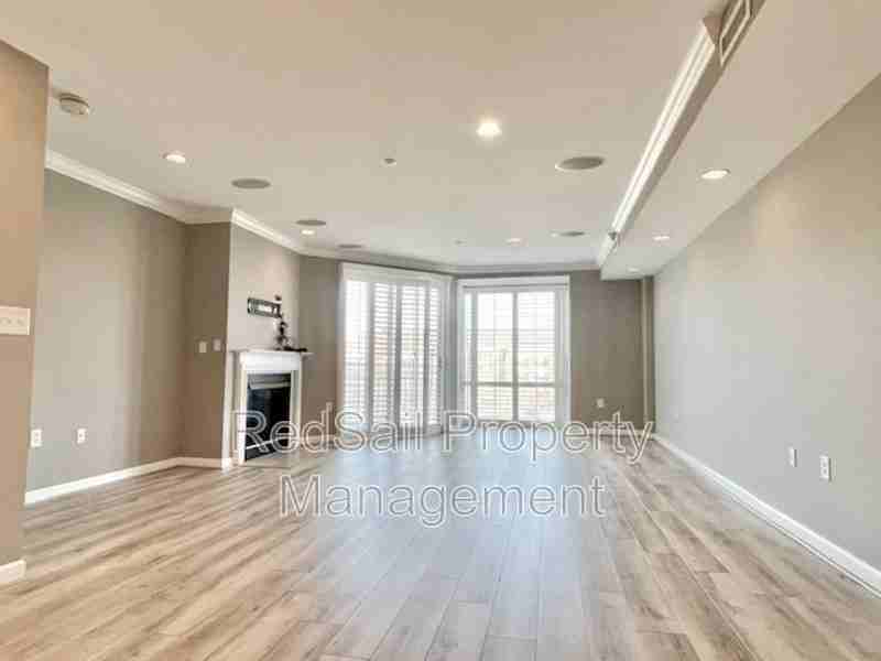 2305 William Styron Sq S #S - Photo 5 of 25