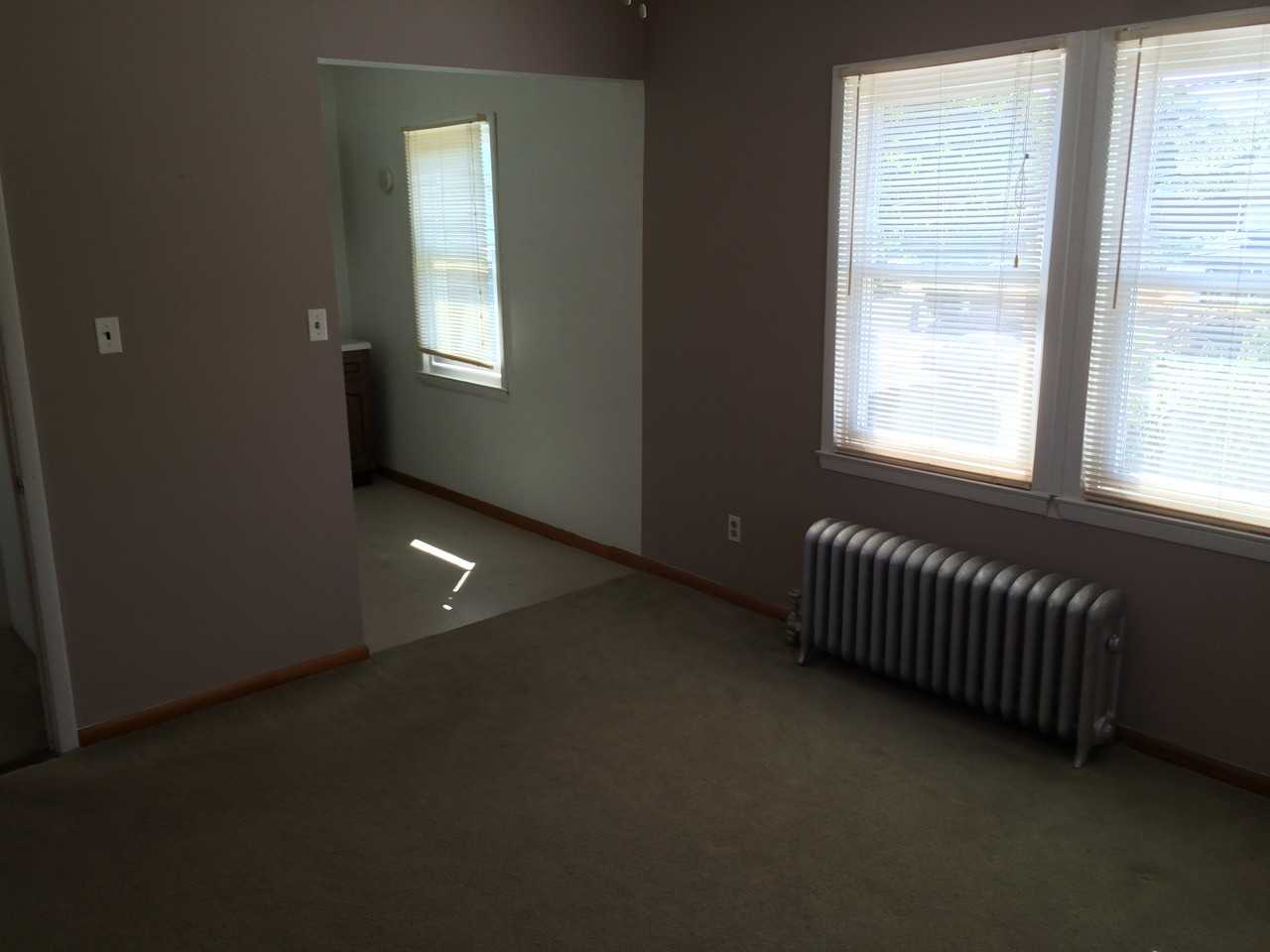 60 Claremont Ave - Photo 3 of 6