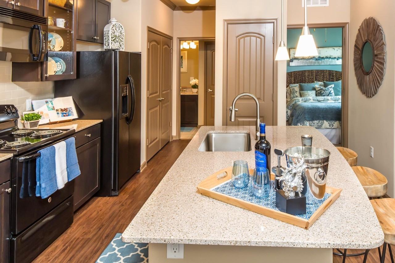 The Crosby at Towne Center - Photo 2 of 34