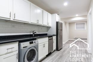 726 W Roscoe St #SGDN - Photo 1 of 1