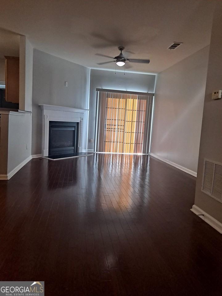 3987 Fireoak Dr - Photo 3 of 17