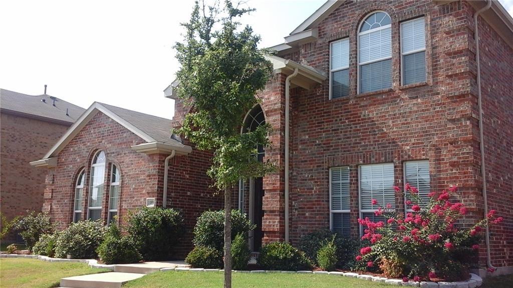 1089 Hampton Bay Dr - Photo 2 of 17