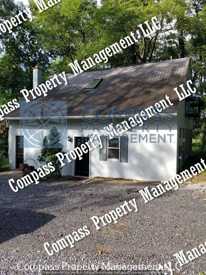 817 Little Britain Rd N - Photo 2 of 10