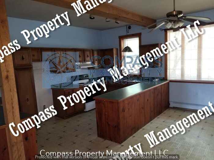 817 Little Britain Rd N - Photo 3 of 10