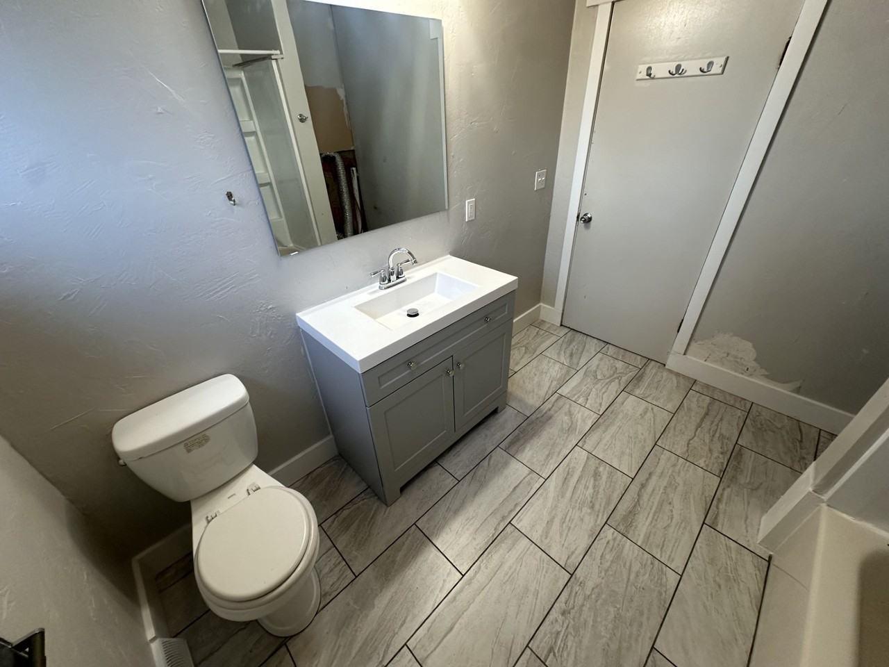 1741 Maurine St #1741 - Photo 6 of 12