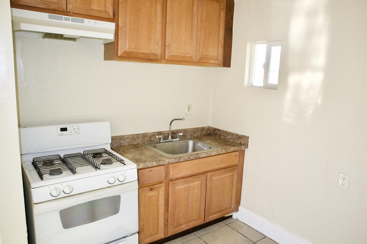 1187 N Loma Vista Dr #1187 - Photo 6 of 11