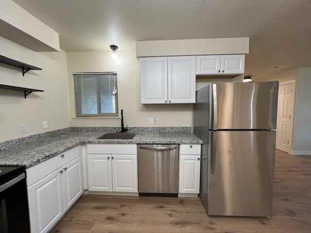 1041 West 9th Street A-D - B #B - Photo 2 of 24