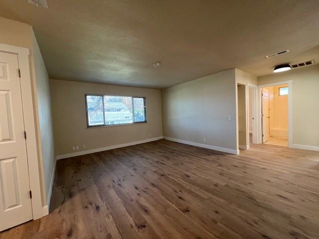 1041 West 9th Street A-D - B #B - Photo 4 of 24