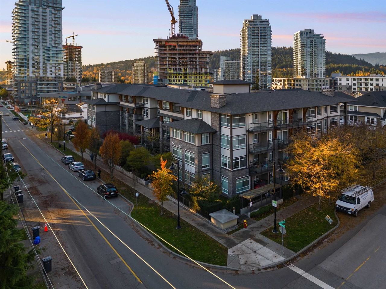 617 Smith Ave, Coquitlam, BC V3J 2W2 1 Bedroom Condo for 1,475/month