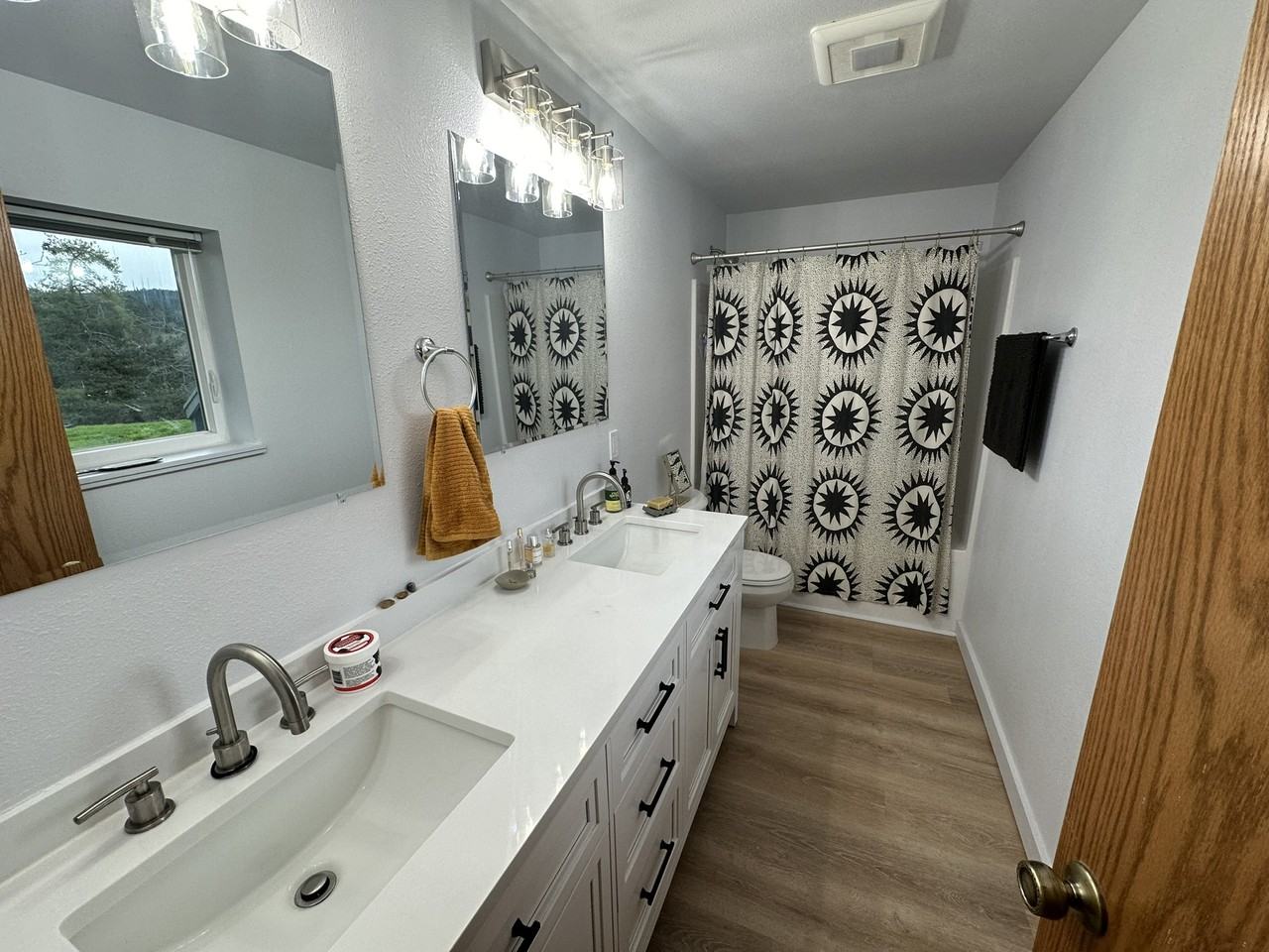 3768 Potter St #1 - Photo 6 of 10