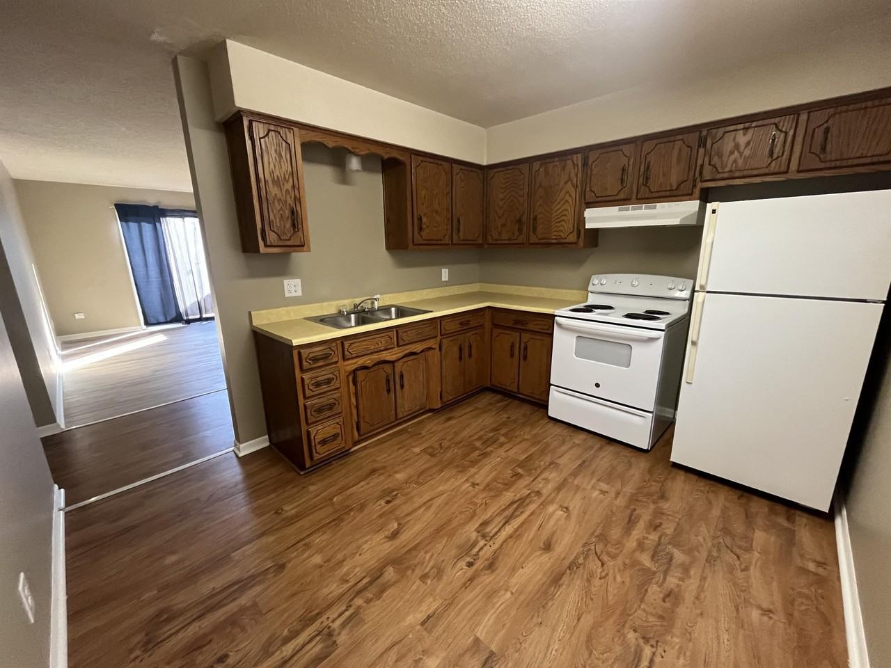 511 Laurel St #A - Photo 7 of 14