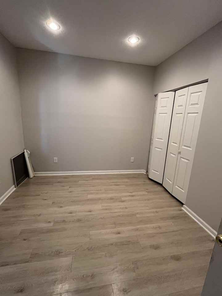 3511 Sweetwater Blvd #1 - Photo 4 of 9