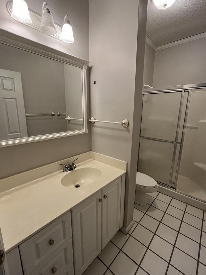 3511 Sweetwater Blvd #1 - Photo 6 of 9