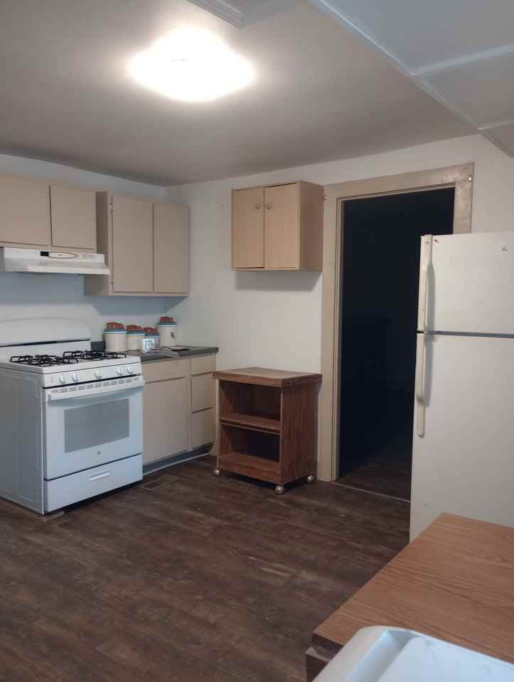 619 Pacific St #619 - Photo 5 of 11