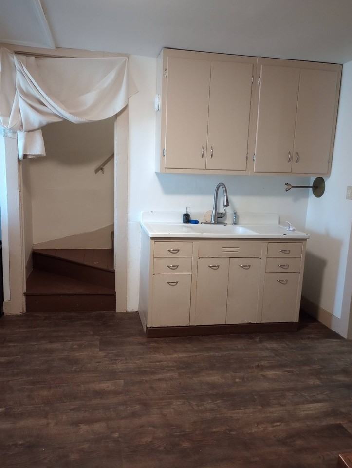 619 Pacific St #619 - Photo 6 of 11