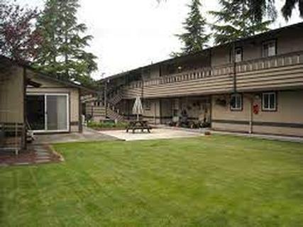 434 6th St - Photo 3 of 4