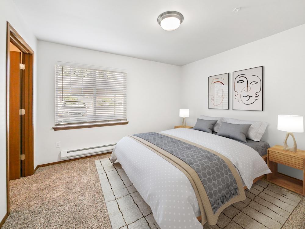 5180 Gibson Ln Ne - Photo 2 of 13