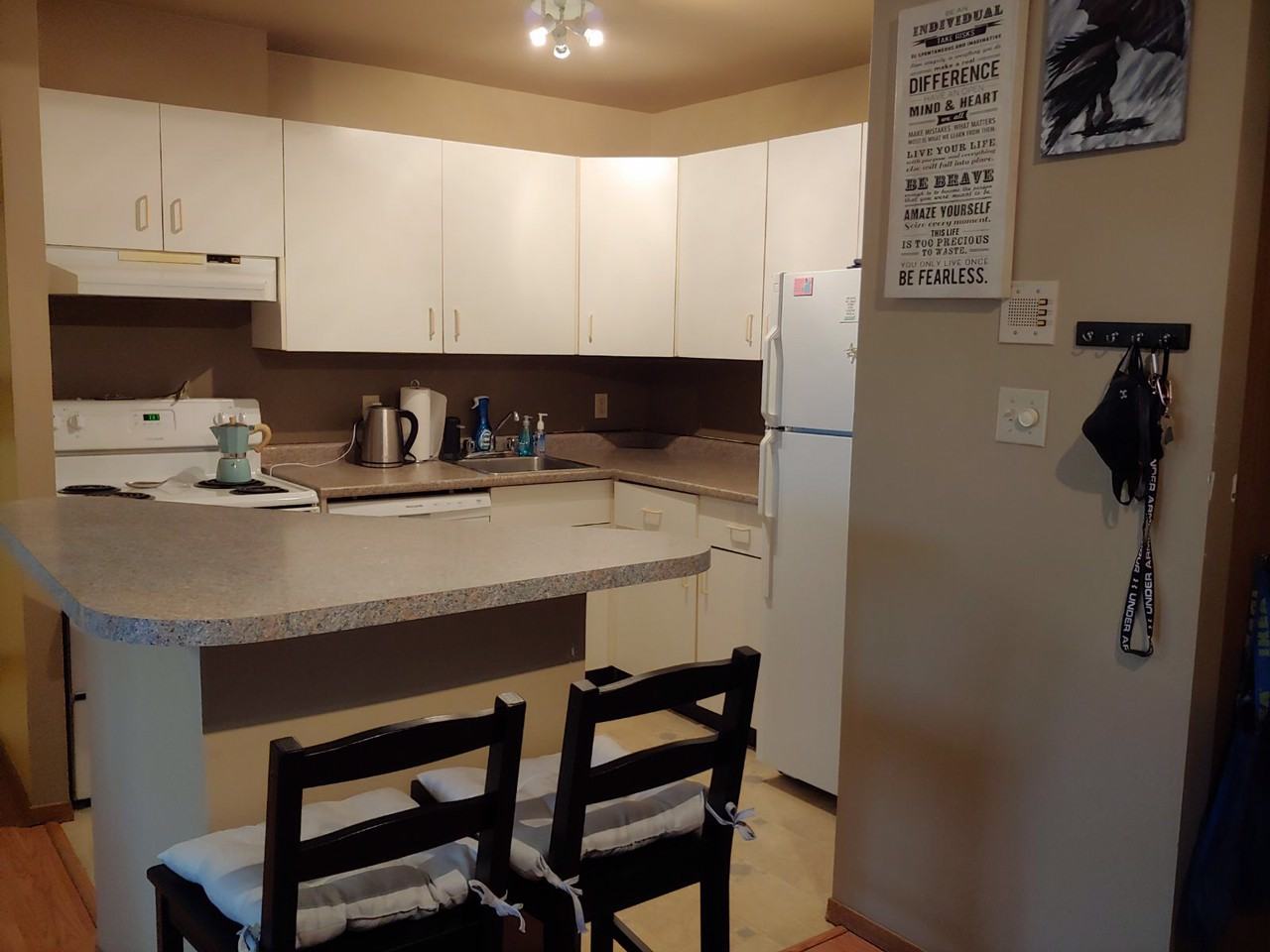 193 Victor Lewis Dr - Photo 6 of 13