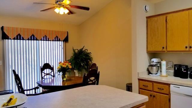 10390 N Martha Lake Dr - Photo 3 of 12