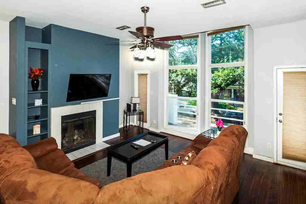 204 Marshall St #1 - Photo 3 of 29