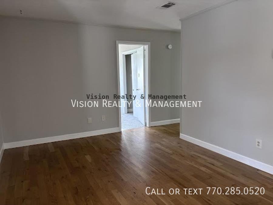 333 Piney Grove Rd Apt A #A - Photo 3 of 10