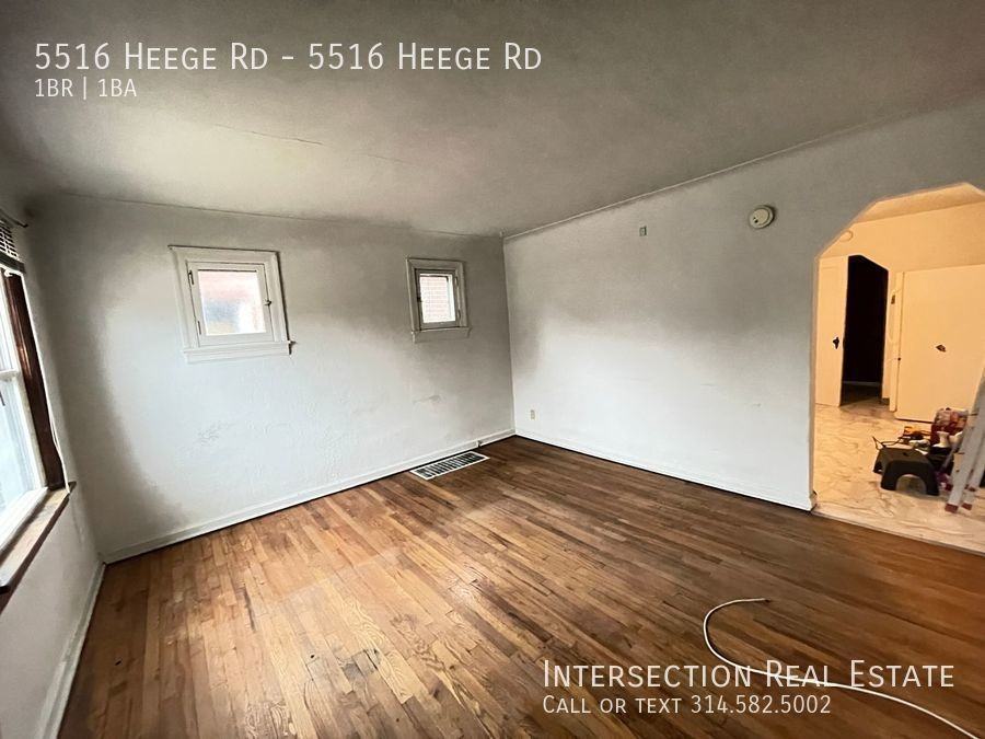 5516 Heege Rd - Photo 3 of 12