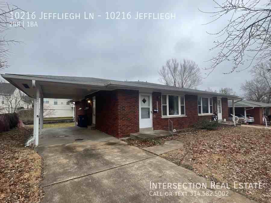 10216 Jeffleigh Ln - Photo 2 of 17