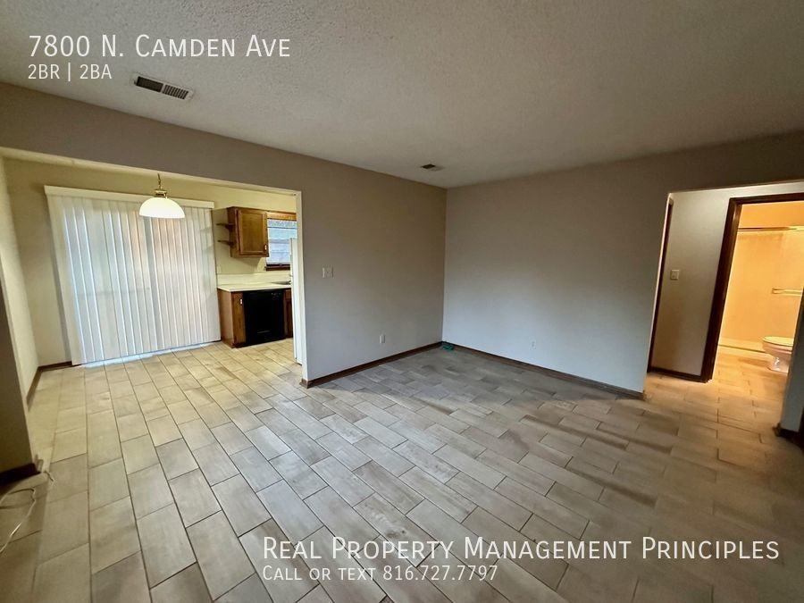 7800 N Camden Ave - Photo 2 of 12